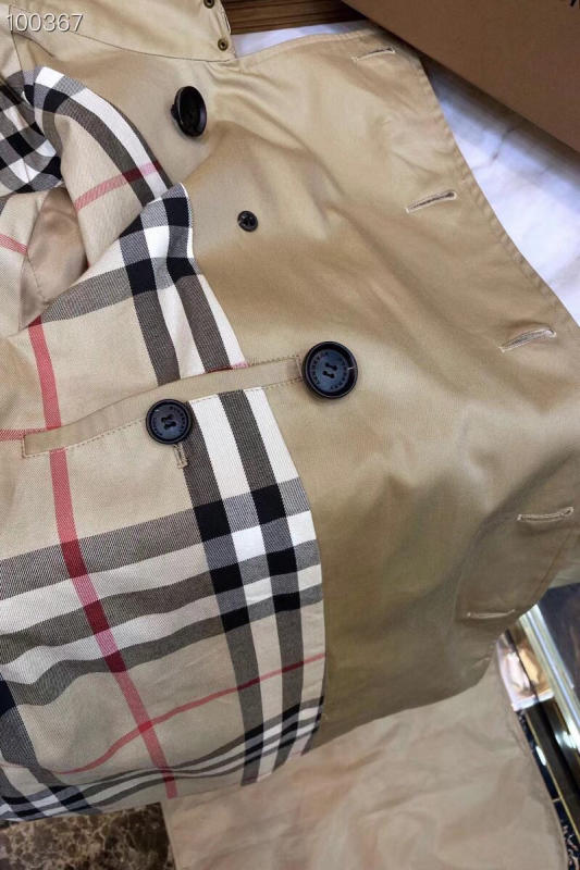 Áo Khoác, áo gió dáng dài nam Burberry siêu cấp màu đenÁo Khoác, áo gió dáng dài nam Burberry siêu cấp màu đen