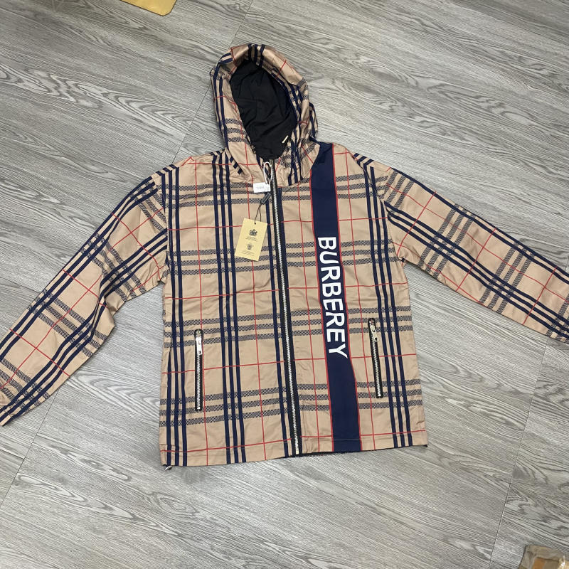 Áo khoác BURBERRY siêu cấp về trả khách