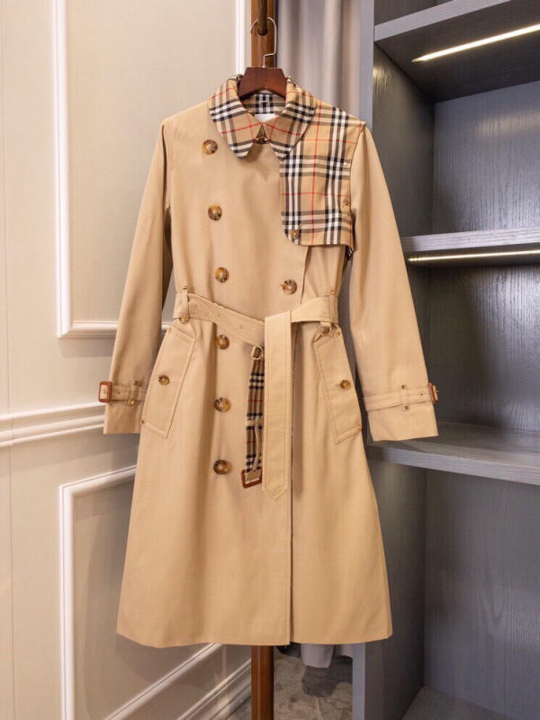 Áo khoác nữ Burberry dáng dài 