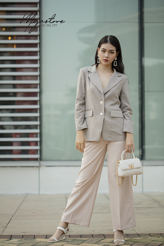 Áo vest Blazer caro nude phong cách Hàn Quốc