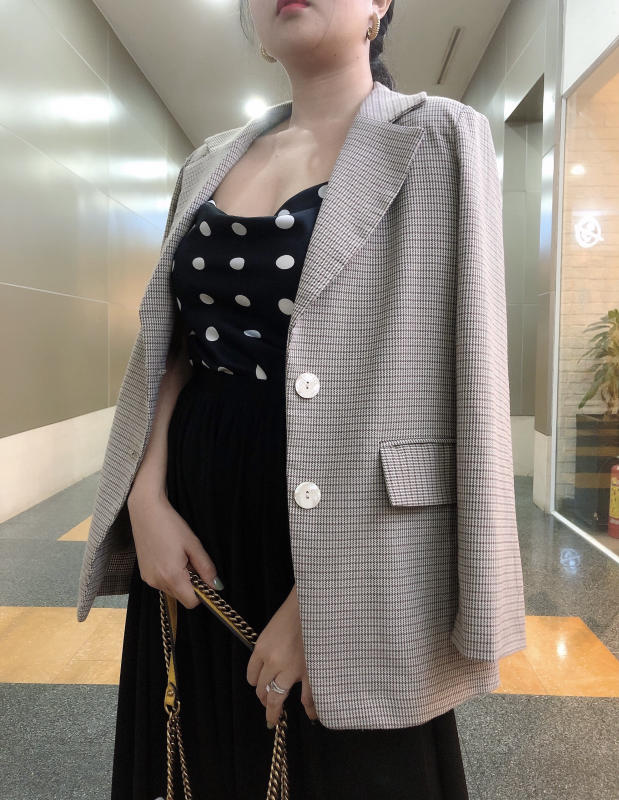 Áo vest Blazer caro nude phong cách Hàn Quốc