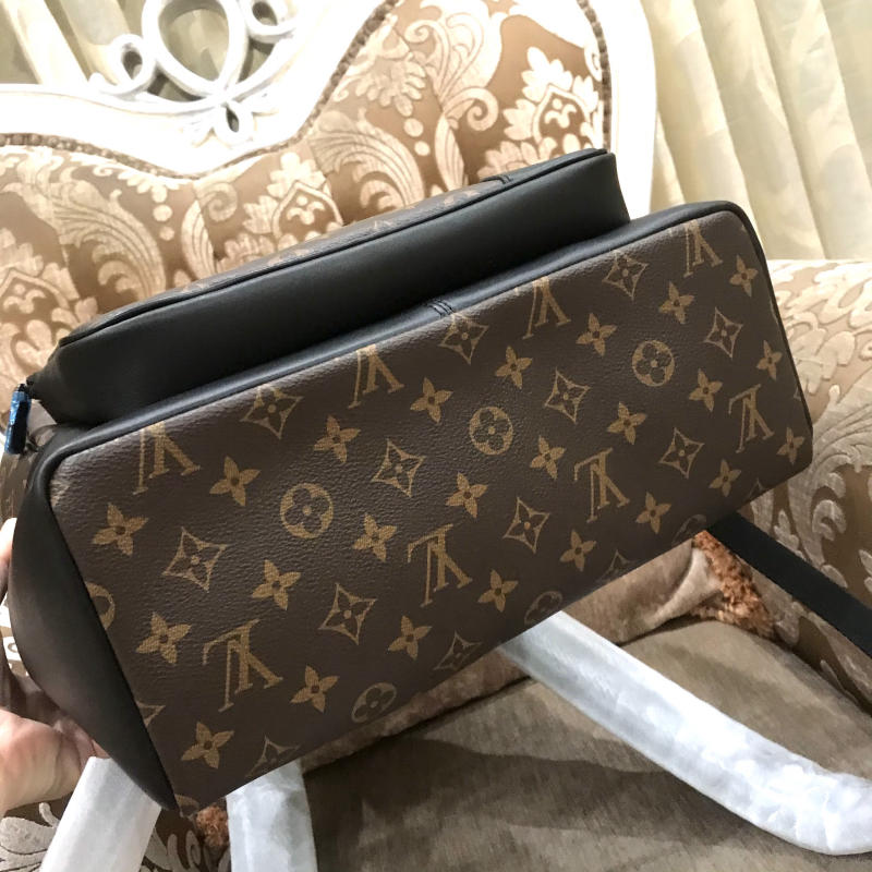 Balo nam LV Louis Vuitton siêu cấp trả khách