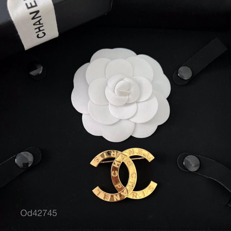 Cài áo Chanel siêu cấp