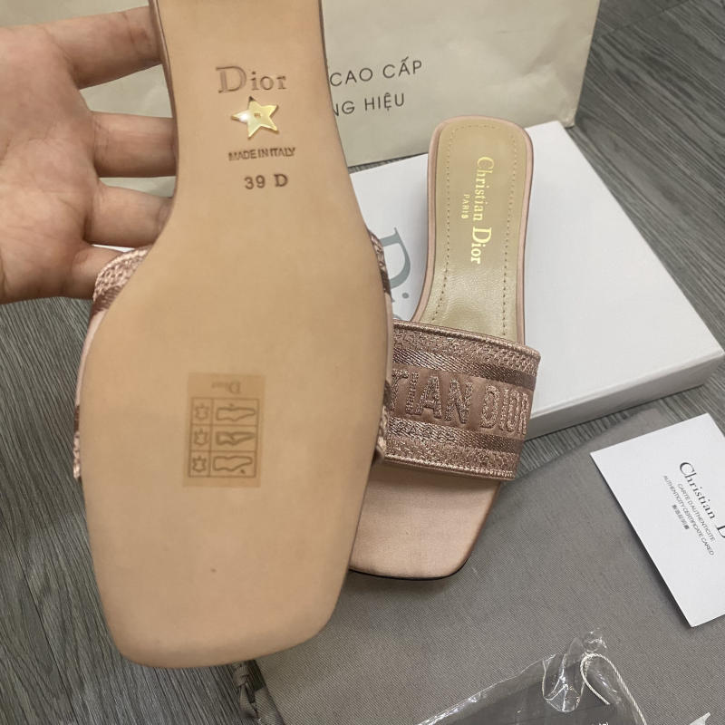 Dép DIOR DWAY SANDALS siêu cấp về trả khách