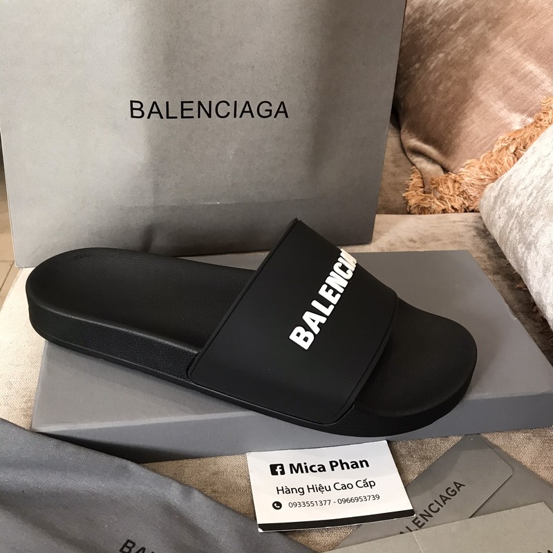 Dép nam Balenciaga trả khách