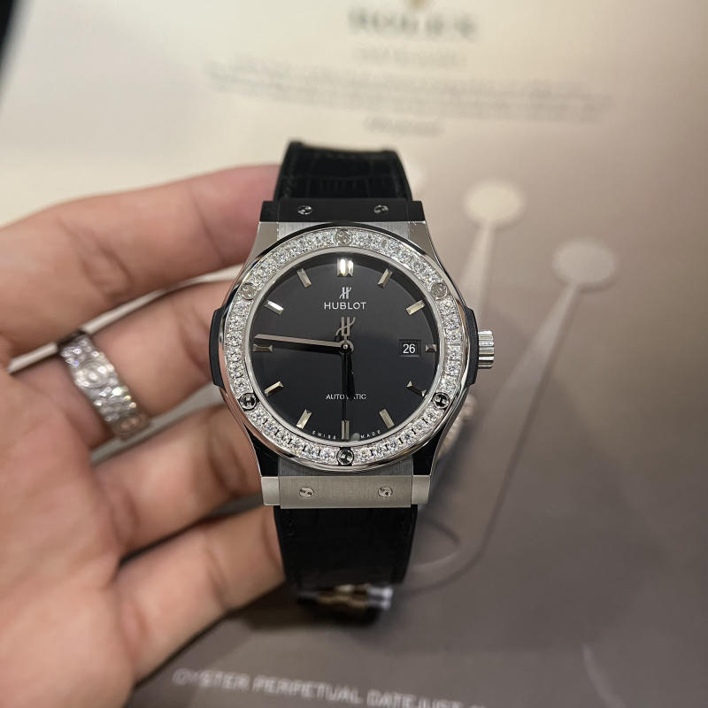 Đồng hồ nam HUBLOT CLASSIC FUSION JJF 2022 độ kim cương Moissanite 