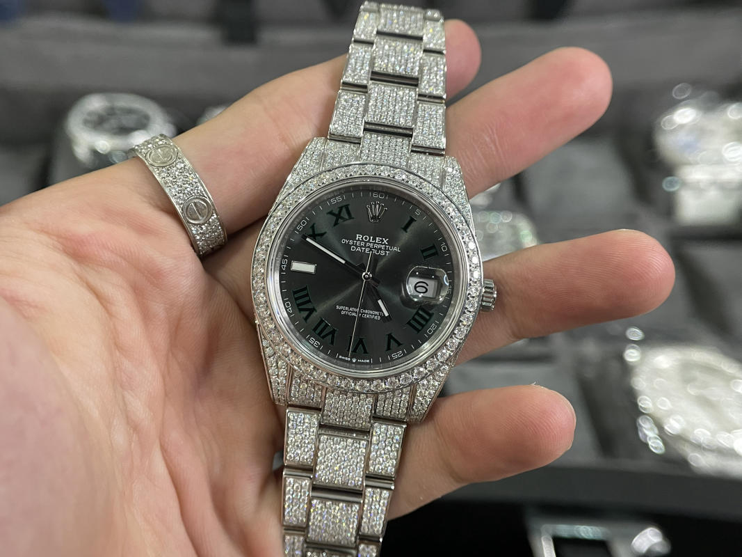 Đồng hồ nam Rolex Datejust Clean Calibre mặt đen siêu cấp 1:1