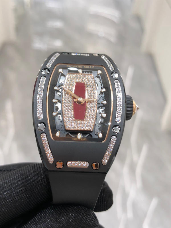 Đồng hồ Richard Mille Diamond đen mặt đỏ siêu cấp 1:1