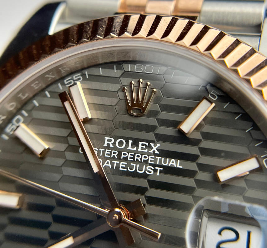 Đồng hồ Rolex Datejust Mặt Số Xám Đậm Vân Gấp Nếp siêu cấp 1:1