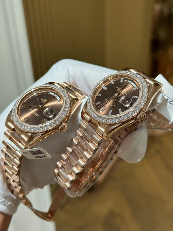 Đồng hồ Rolex 𝐁𝐨̣𝐜 𝐯𝐚̀𝐧𝐠 𝟏𝟖𝐤 - 𝐤𝐢𝐦 𝐜𝐮̛𝐨̛𝐧𝐠 𝐦𝐨𝐢𝐬𝐬 siêu cấp 1:1