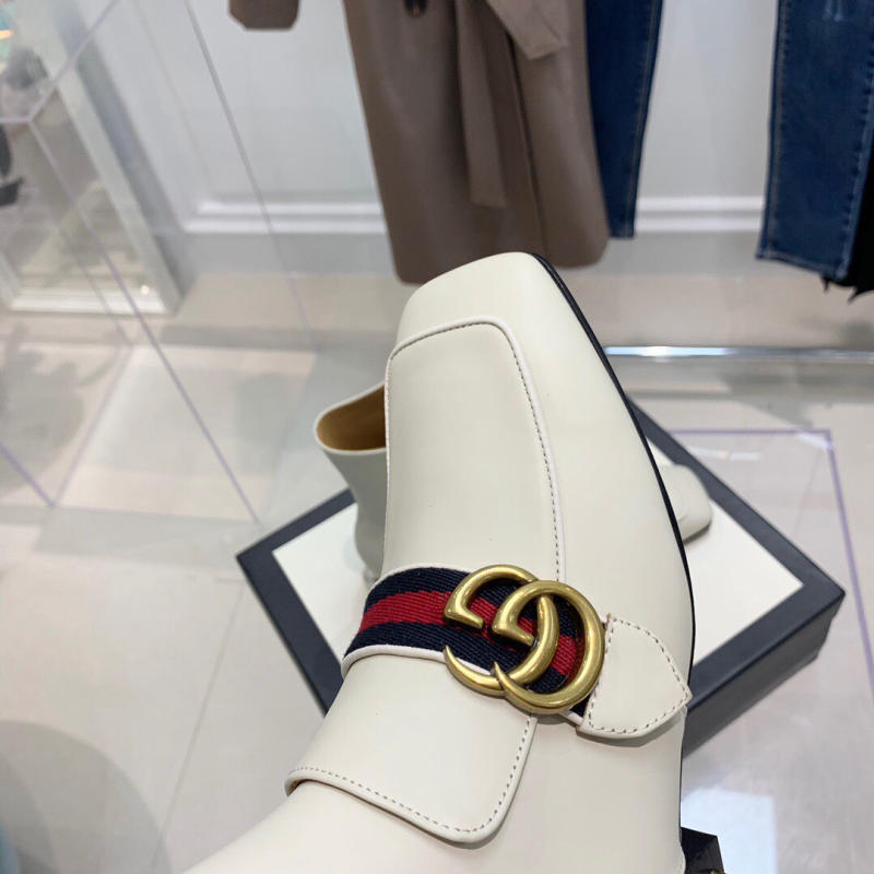 Giày boot Gucci cổ ngắn ngọc trai cổ điển