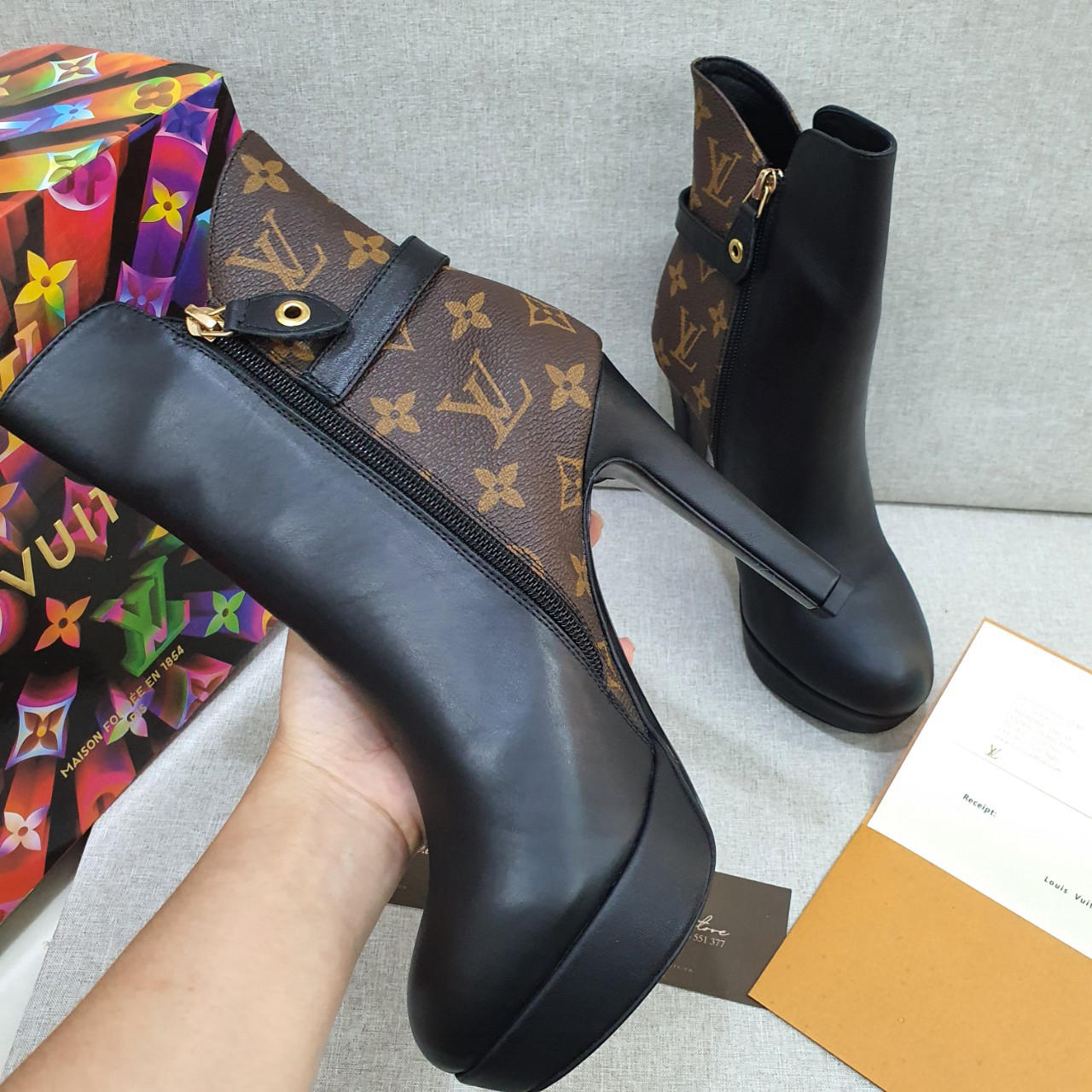 Giày boot nữ LV Louis Vuitton siêu cấp trả khách