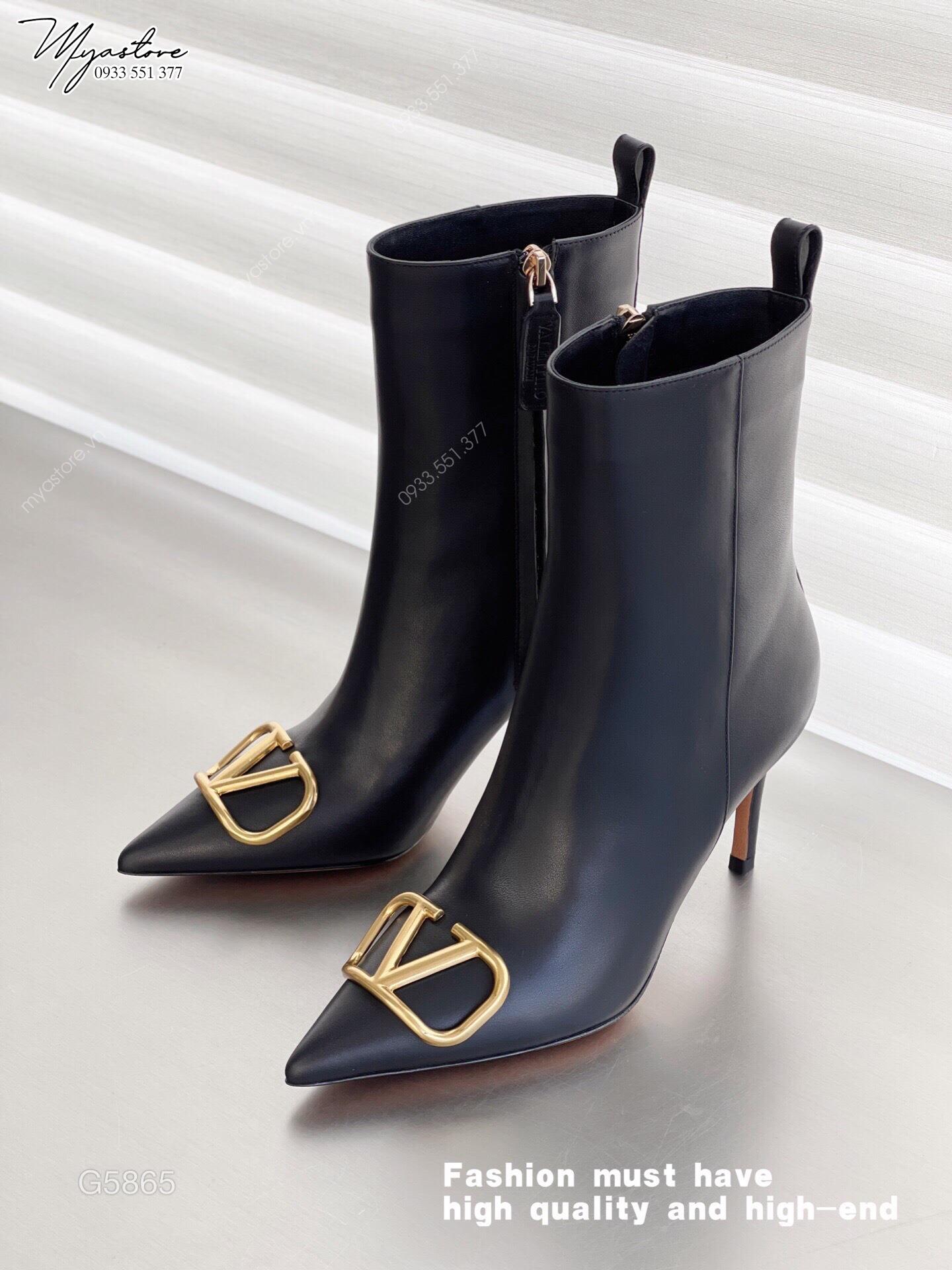 Giày boot Valentino siêu cấp 