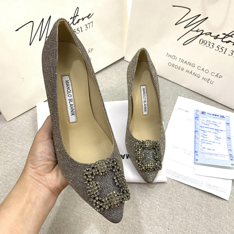 Giày cao gót Manolo Blahnik siêu cấp trả khách