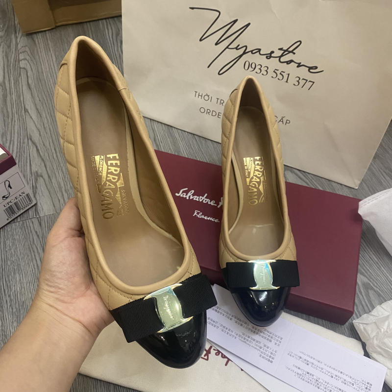 Giày cao gót Salvastore Ferragamo siêu cấp về trả khách