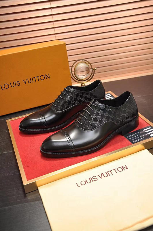 Giày công sở nam Louis Vuitton da đen bóng siêu cấp 1:1