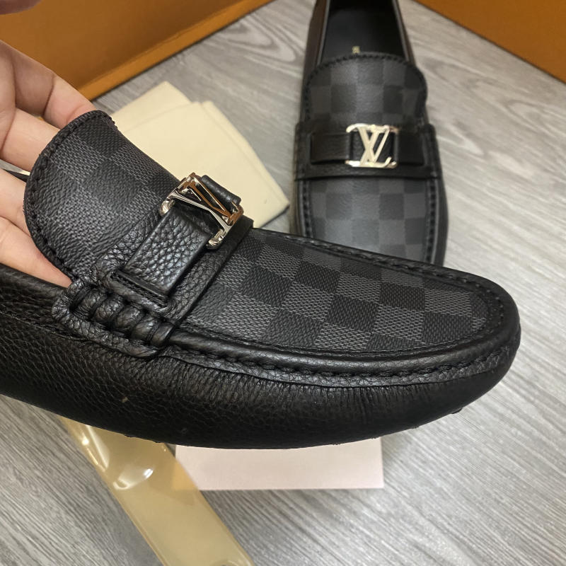 Giày nam công sở Louis Vuitton màu đen siêu cấp về trả khách