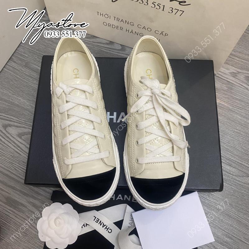 Giày nữ Chanel Plaid Velcro Sneakers siêu cấp về trả khách