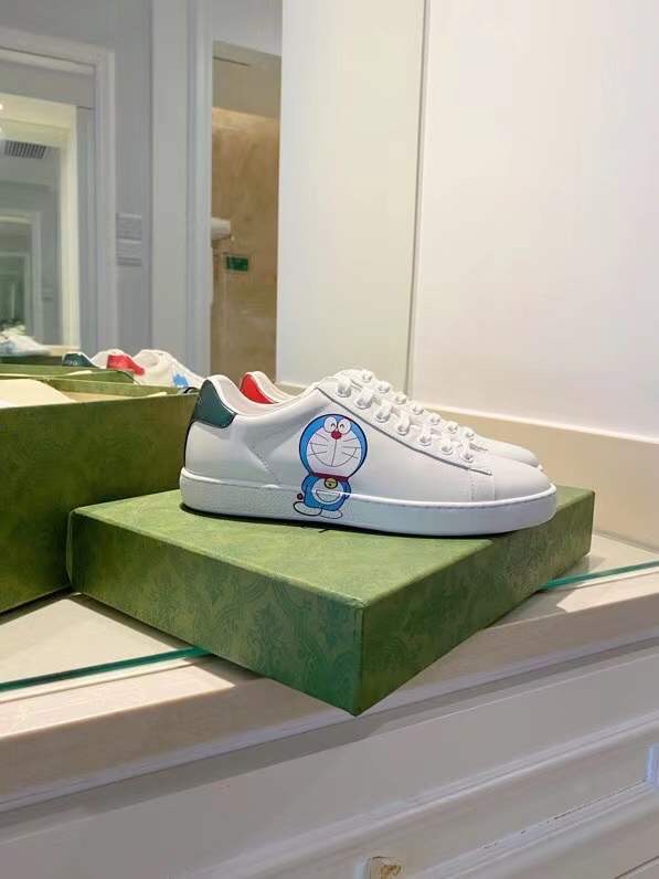 Giày sneaker Gucci nam Ace của Doraemon x Gucci (Doraemon x Gucci men's Ace sneaker)