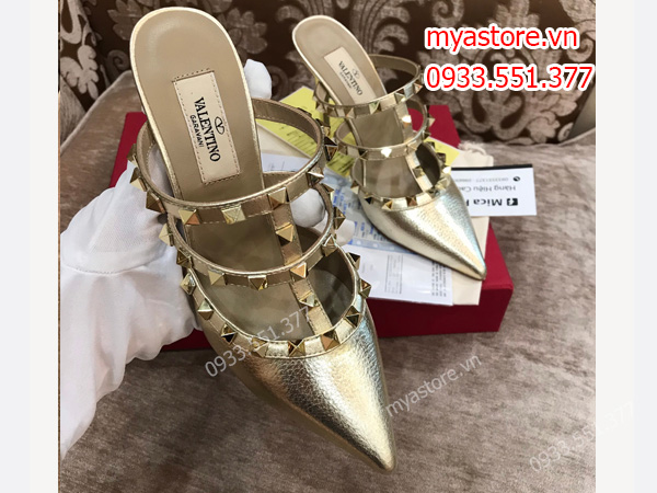 Giày Valentino nữ trả khách