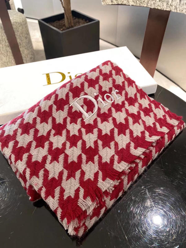 Khăn Dior siêu cấp