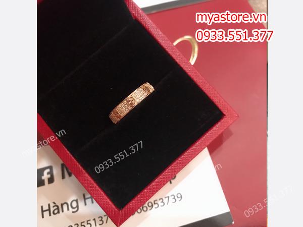 Nhẫn Cartier màu vàng về trả khách