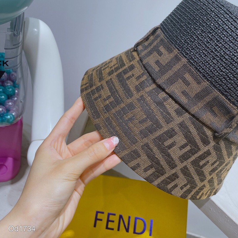 Nón FenDi màu nâu 