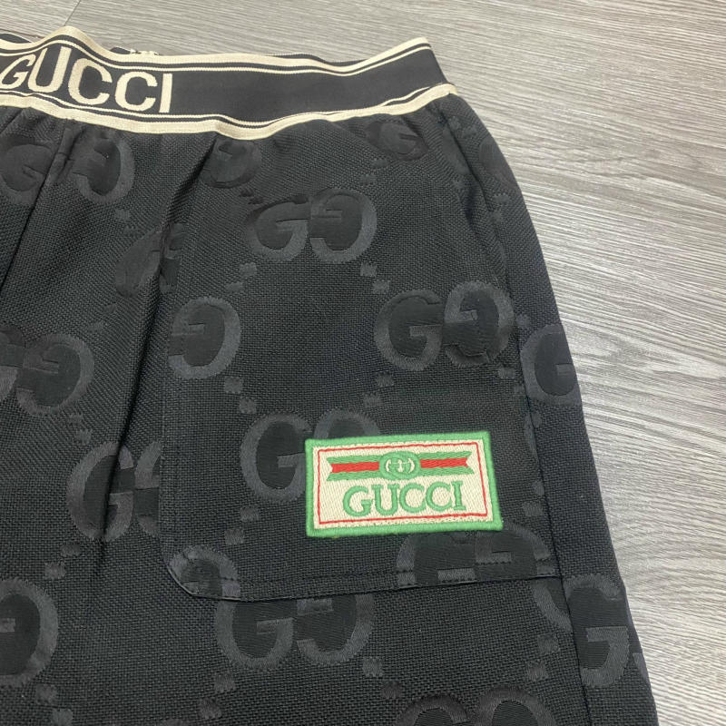 Quần Short Gucci siêu cấp về trả khách