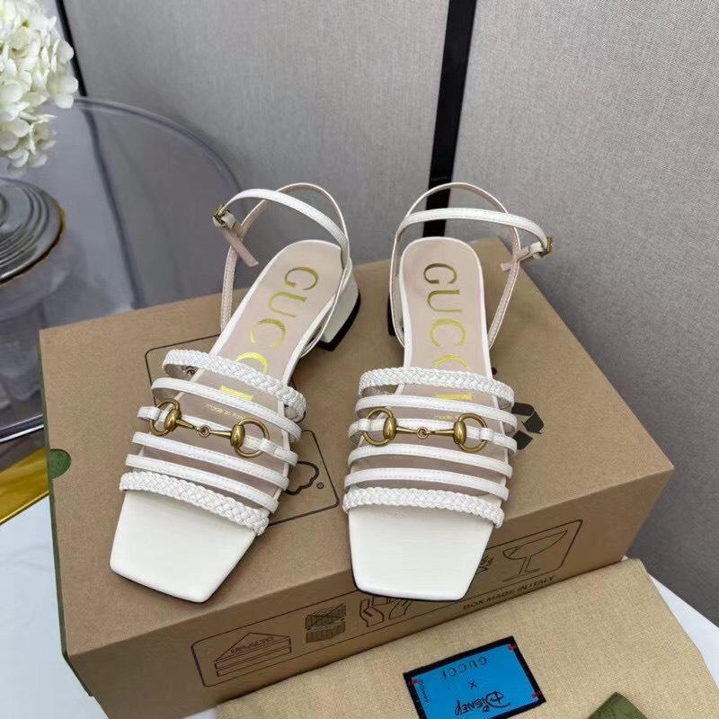 Sandal nữ mũi vuông Gucci