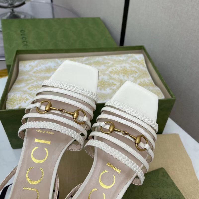 Sandal nữ mũi vuông Gucci