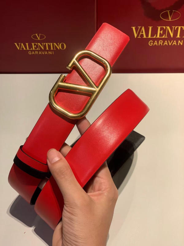 Thắt lưng nữ Valentino siêu cấp màu đen và đỏ