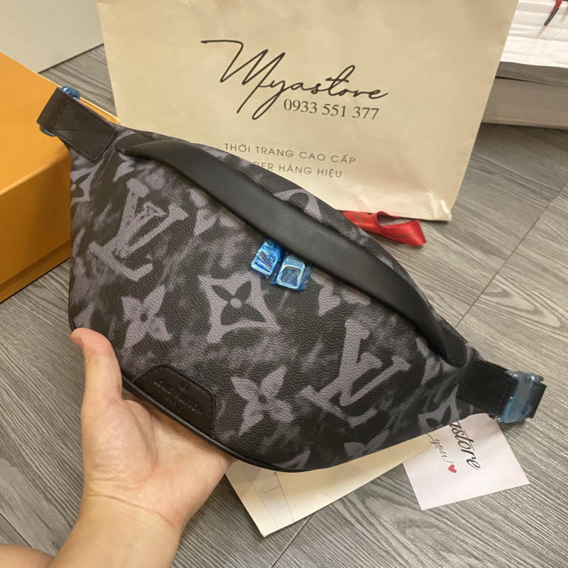 Túi bao tử Louis Vuitton siêu cấp về trả khách