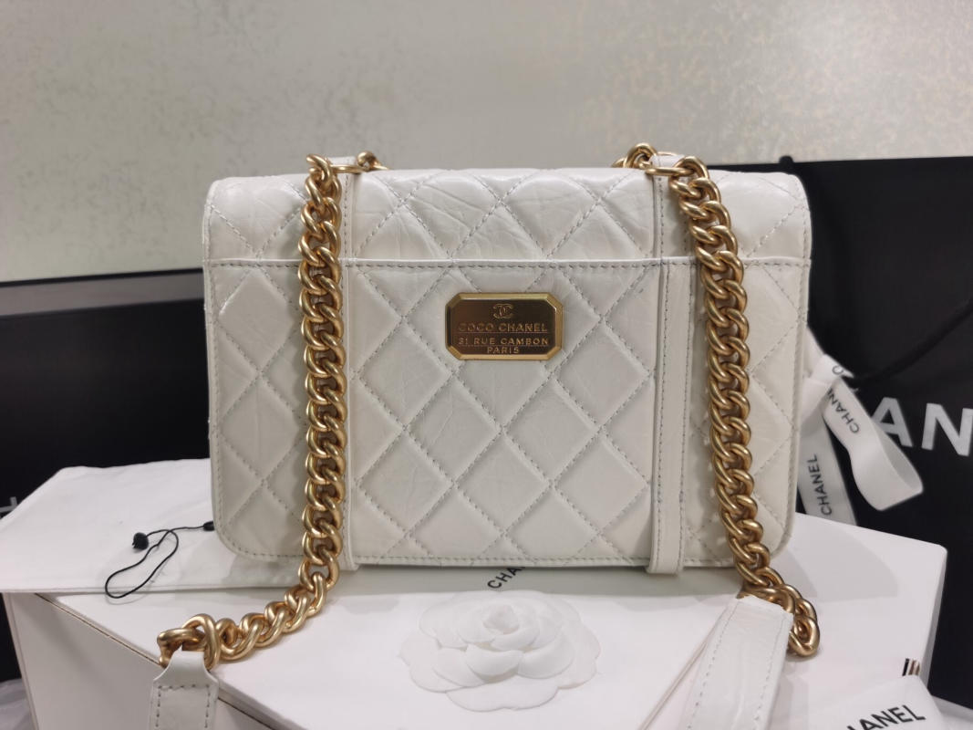 Túi Chanel 𝟮𝟬𝟮𝟮 messenger siêu cấp màu trắng