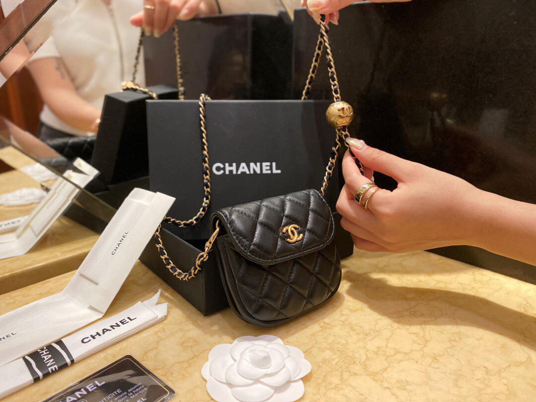 Túi Chanel mini 1889 Unblocked Metal Ball "Pocket Bag" Series