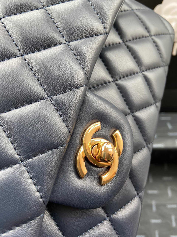 Túi Chanel Classic Cf 1112 like auth màu xanh nhớt 