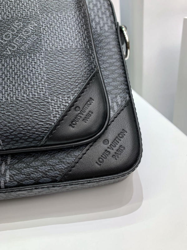 Túi đeo chéo LV Louis Vuitton Trio siêu cấp 1:1