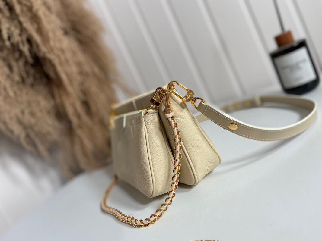 Túi đeo chéo nữ LV Multi Pochette Accessoires siêu cấp