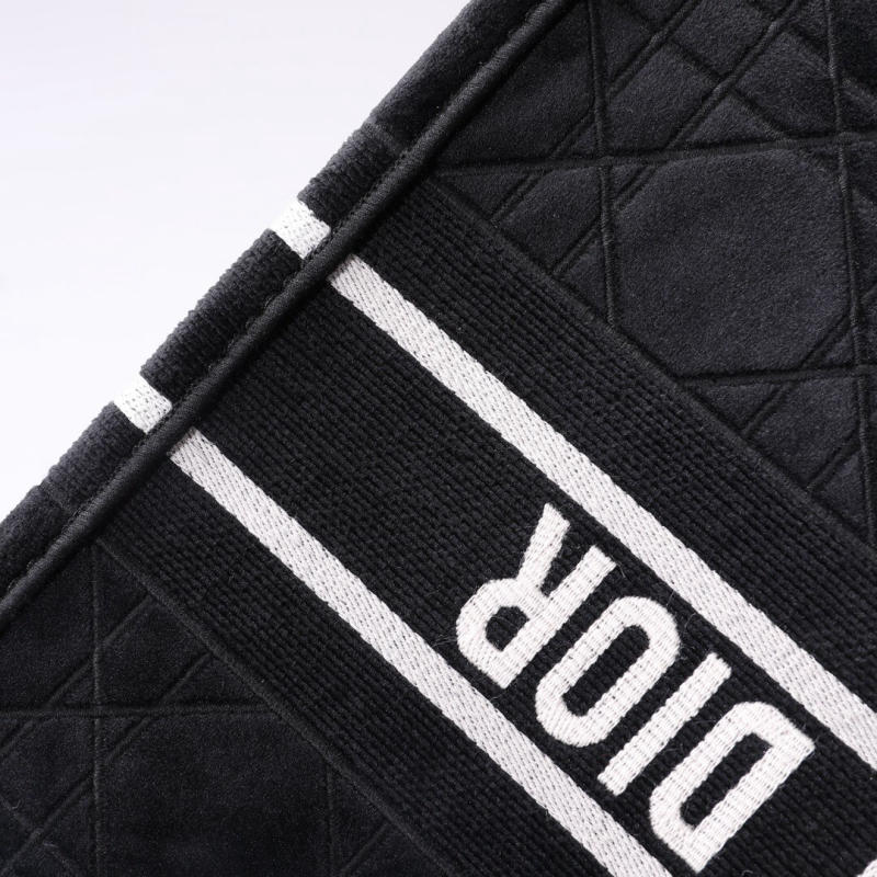 Túi Dior Book Tote màu đen