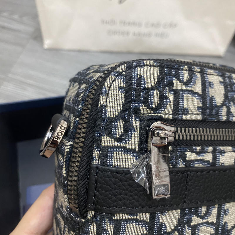 Túi Dior Safari Messenger Bag Beige and Black về trả khách