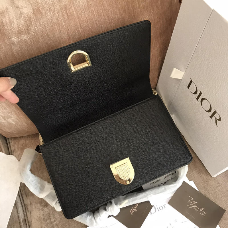 Túi Dior Siêu cấp trả khách 