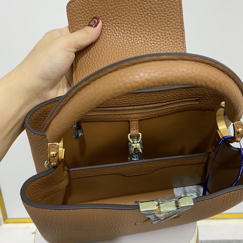 Túi LV Louis Vuitton Capucines siêu cấp 1:1 trả khách