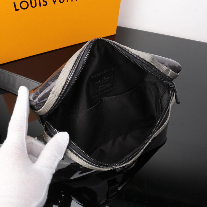 Túi nam LV Louis Vuitton MESSENGER M siêu cấp