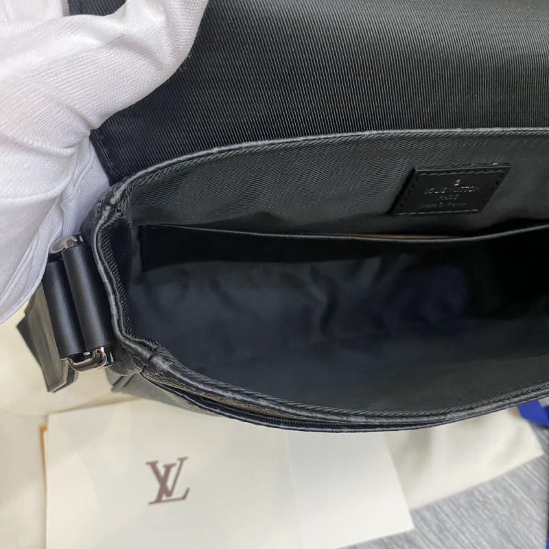 Túi nam LV Louis Vuitton siêu cấp