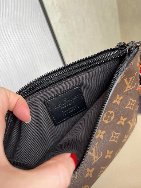 Túi nam LV Luois Vuitton ba mảnh In The Loop siêu cấp