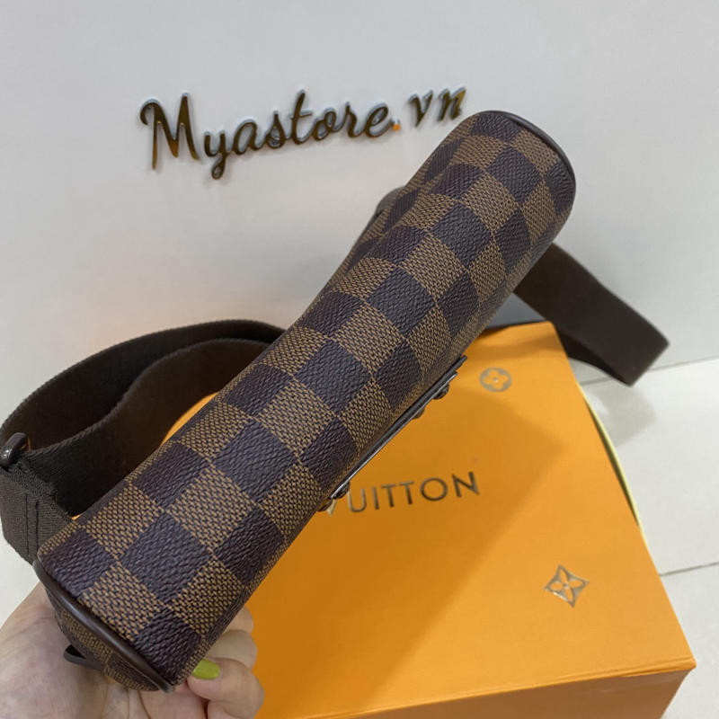 Túi nam nữ đeo chéo, đeo trước ngực LV Louis Vuitton trả khách