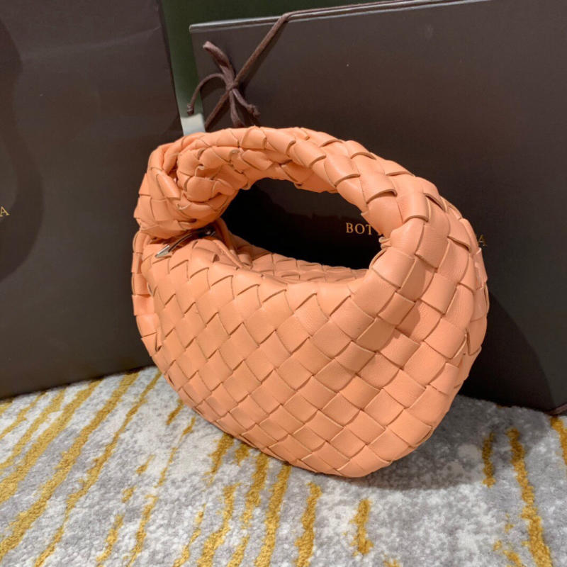 Túi xách Bottega Veneta New Jodie siêu cấp 