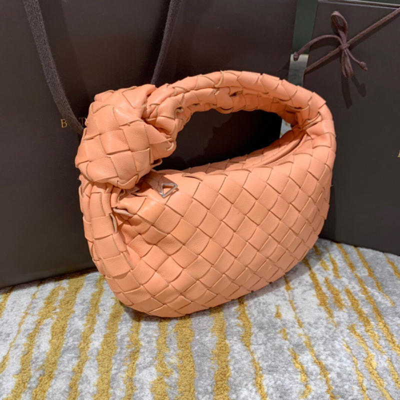 Túi xách Bottega Veneta New Jodie siêu cấp 