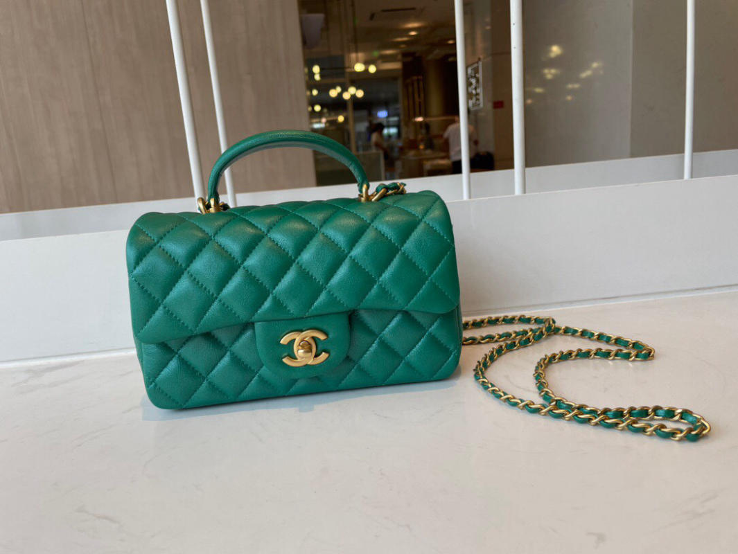 Túi xách Chanel Mini Flap Bag with Top Handle siêu cấp màu xanh lá