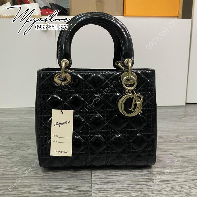 Túi xách Christian Dior Lady Dior màu đen về trả khách