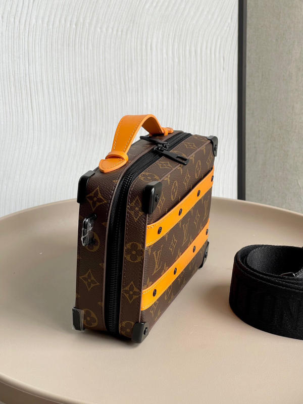 Túi xách Louis Vuitton HANDLE SOFT TRUNK siêu cấp 1:1